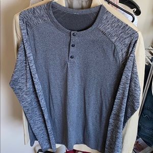 Lululemon long sleeve shirt, size Large